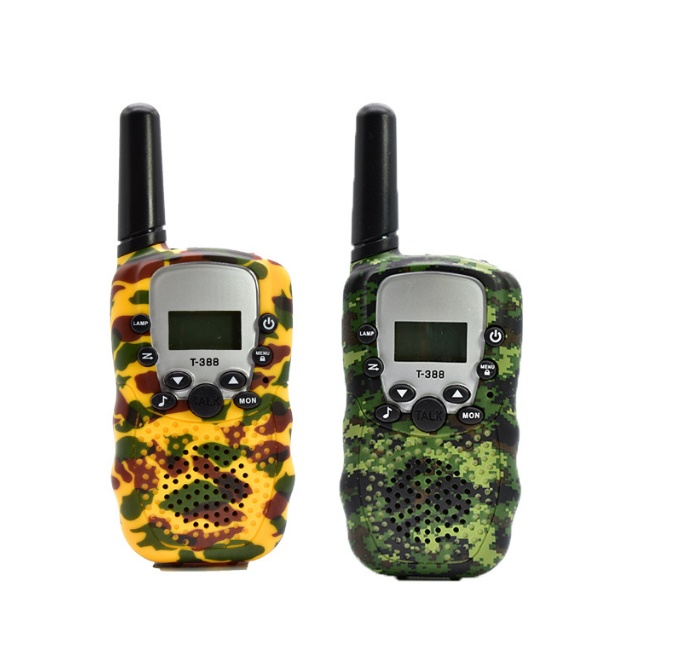 Walkie Talkies for Kids, 3 KMs Long Range Handheld Children Walkie Talkie Toy Great Gift for Kids Boys and Girls 3 Pack