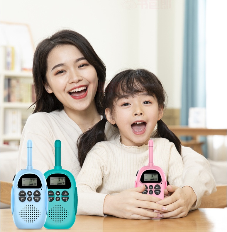 Outdoor Toys children's walkie talkie (2 Pieces),Long Range Fun Walkie Talkie for 3-12 Year Old kids - Great Gift
