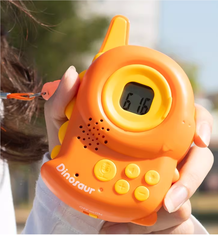 Dinosaur Kids Walkie Talkie 300M Range, Ideal for Outdoor Adventure and Family Fun